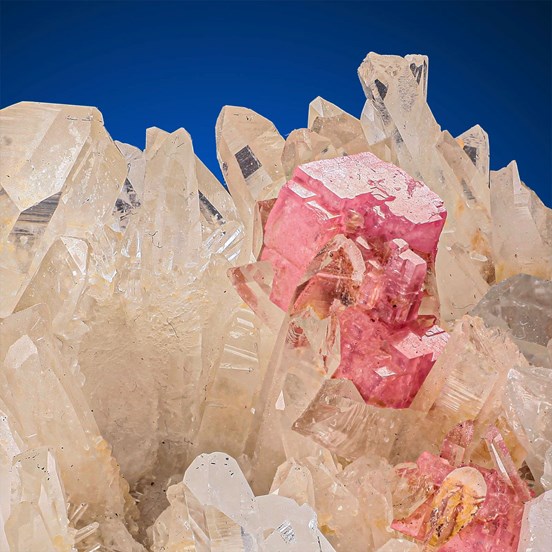 Rhodochrosite-Pasto Bueno | Pampas District | Áncash | Peru